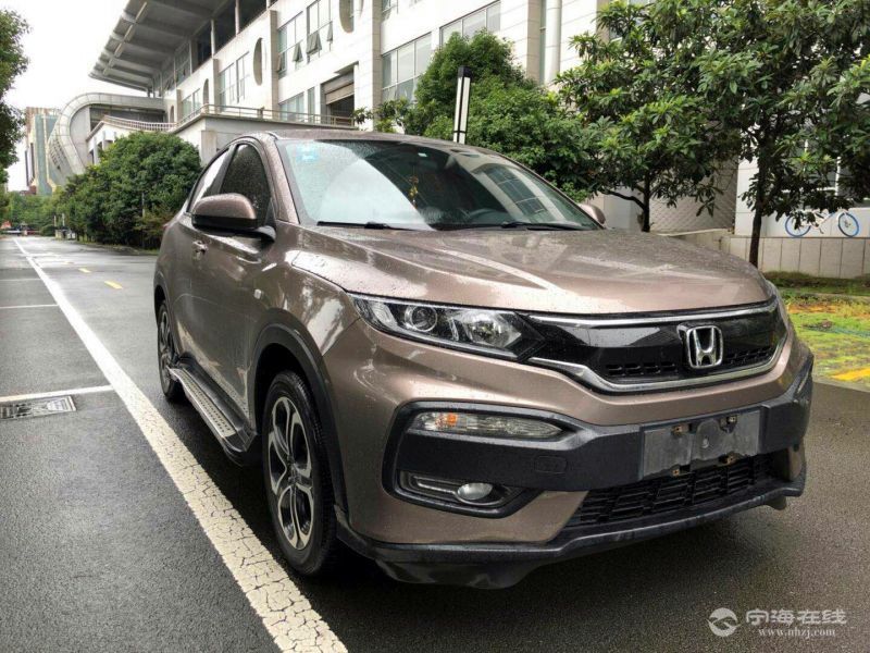 本田xrv 缤智 1.8l cvt vti豪华版 香槟色可零首付可按揭可当天提车