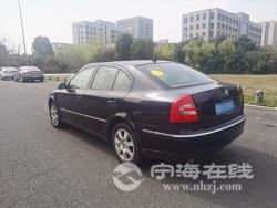 small-18daf94a7ce111eb8def00163e15dc80.jpg