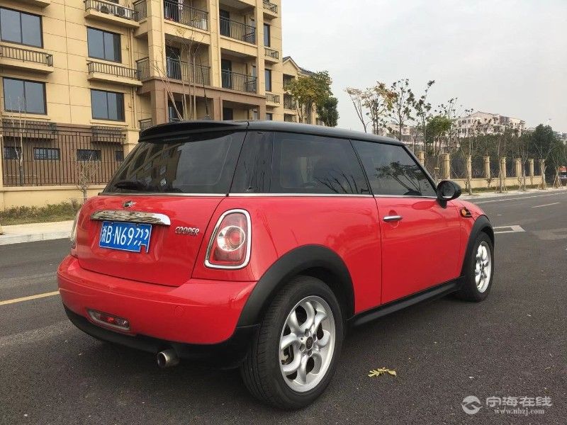 【跑车】宝马mini cooper 报价:9.