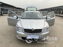small-e42ecca8831b11eb973300163e15dc80.jpg
