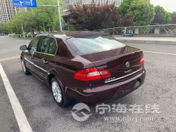 small-e39c0d889d0011eb973300163e15dc80.jpg