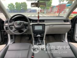 small-f83838029c2e11eb973300163e15dc80.jpg