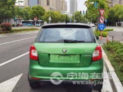 small-7ae98b18a58d11ebbc0900163e15dc80.jpg