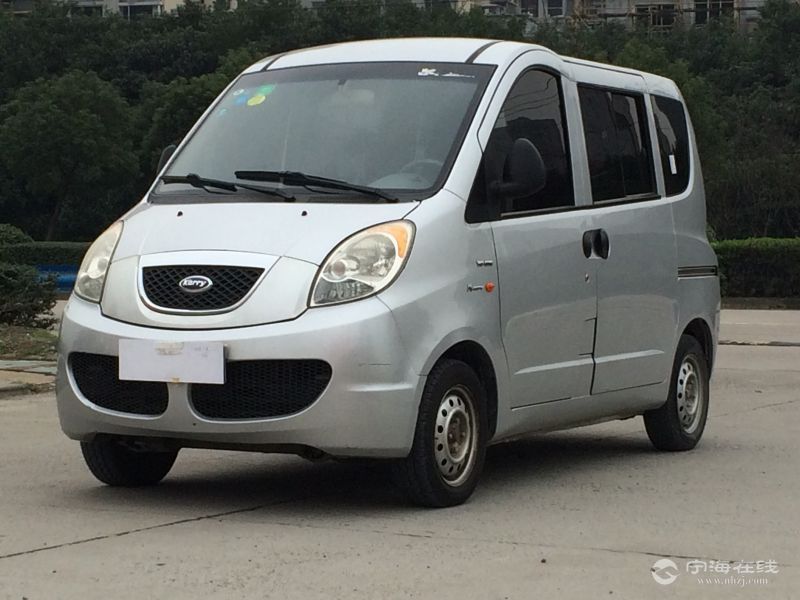 奇瑞开瑞优优12手动银色