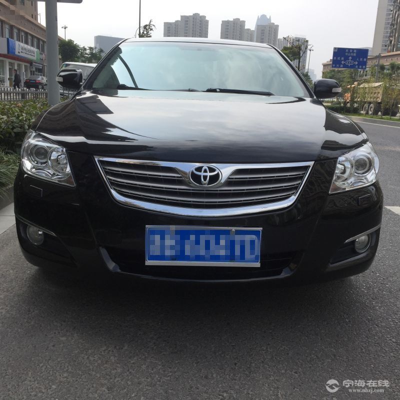 丰田凯美瑞240v 黑色