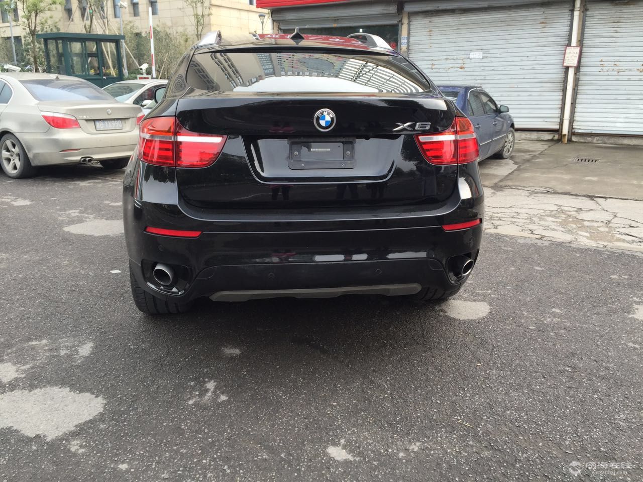 宝马x6黑色外地用户无任何担保均可按揭