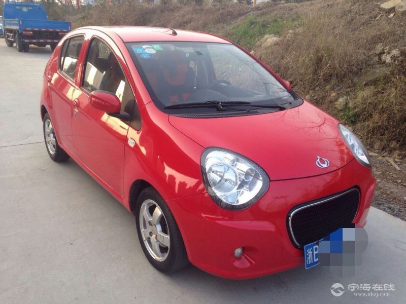 吉利熊猫1.3at 红色