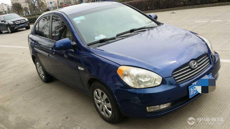 现代雅绅特 蓝色