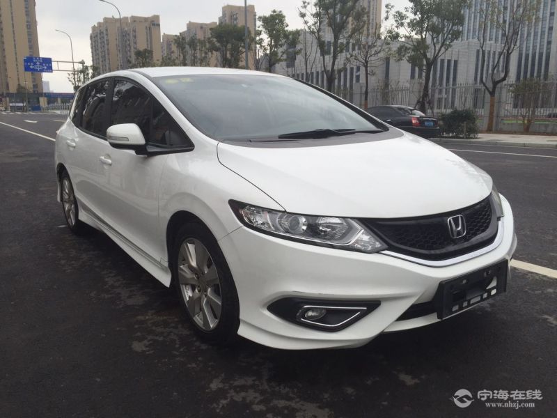 精品车况 本田杰德 白色上牌时间:2013年10月