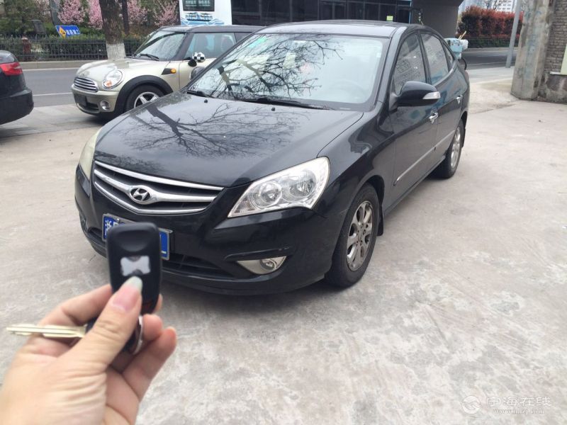 09年现代伊兰特悦动 黑