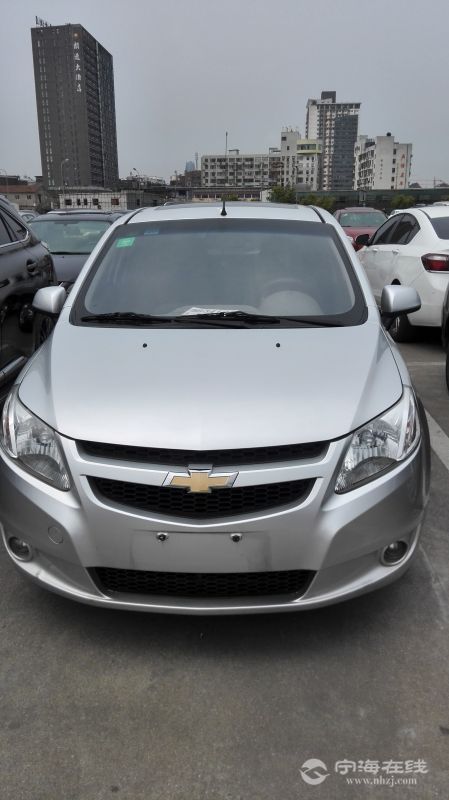 雪佛兰赛欧1.4mt天窗 银色 私家一手车原版车况急急急卖