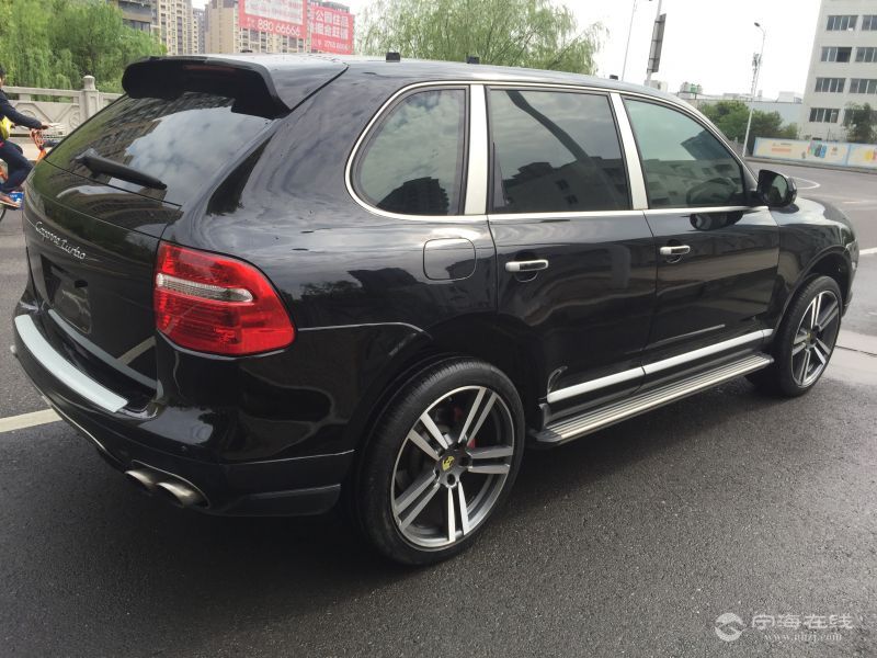 2009年保时捷卡宴36黑色34万左右可谈价