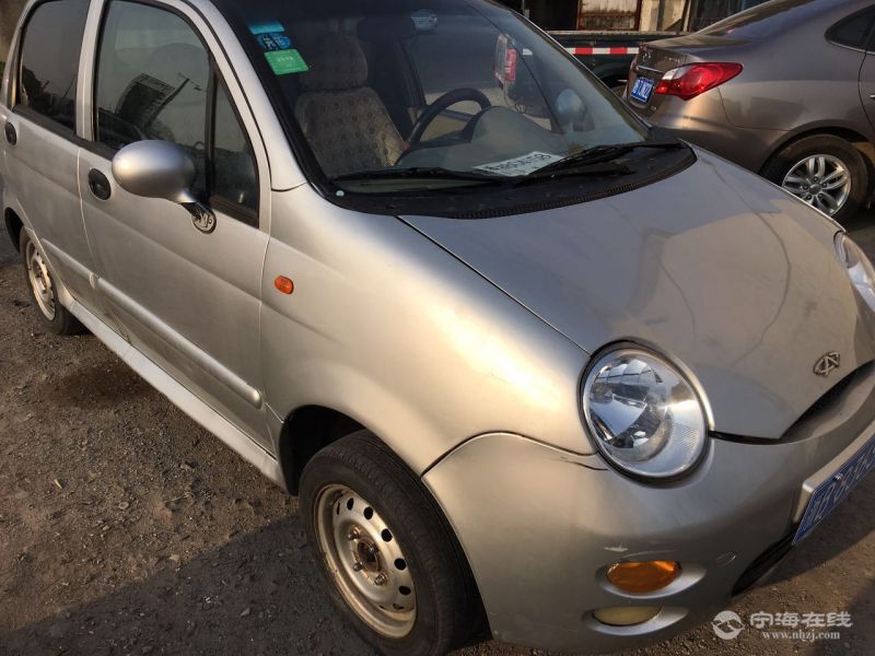 奇瑞qq 银色 售价:0.8万元