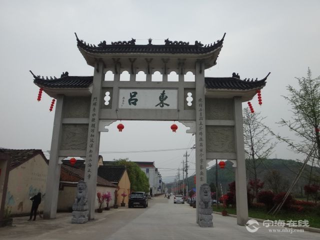 在杜鹃盛开的季节带你走进平安汶溪,谐美东吕领略古韵风光!