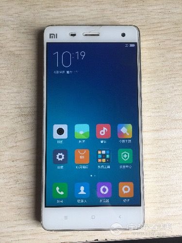 出小米4手机运行内3g版的16g内存,诚心要的联系我,不诚心的不要瞎bb