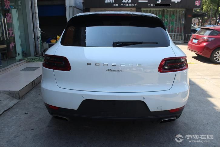 保时捷macan 白色