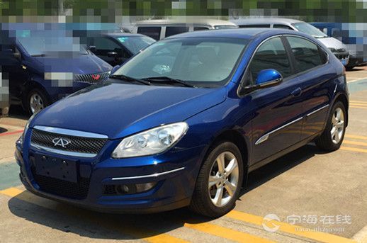 奇瑞a3二厢 宝蓝色￥2.78个人一手车