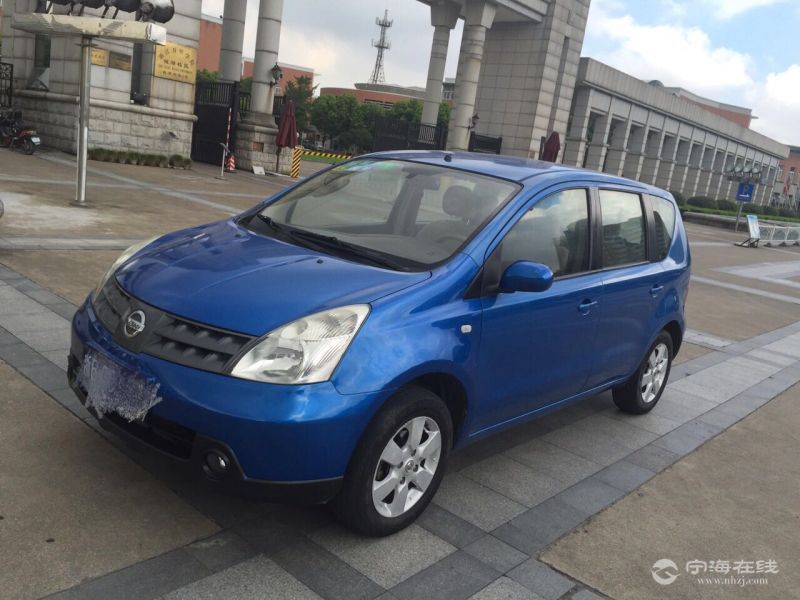 尼桑骊威 宝石蓝 零首付提供一万起贷
