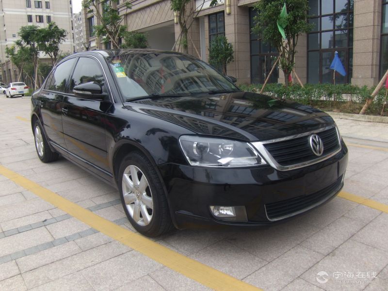 大众帕萨特领驭2.0手动最高配 黑色【支持检测 可按揭】