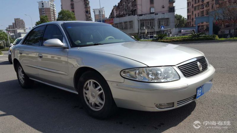 别克君威 银色 1.6 万 精品车况,好车不等人