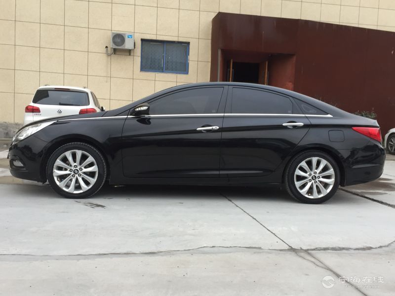 现代索纳塔八2.