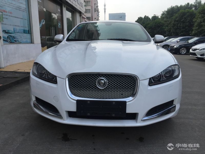 捷豹xf20高配白色