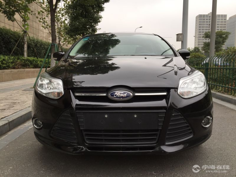 福特福克斯16三厢新款手动档高配黑色可分期真实信息如果有虚假包赔1
