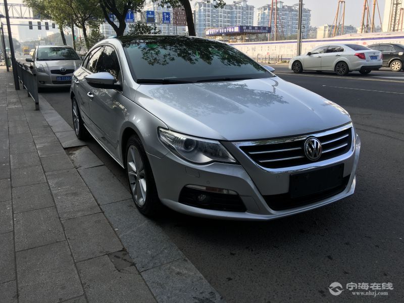 出售大众cc高配1.8t 银色
