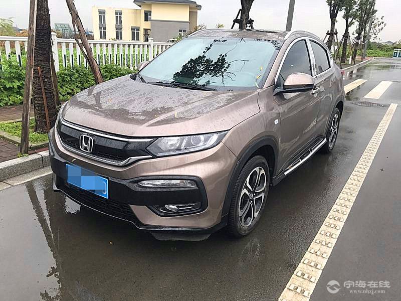 出售本田缤智xrv1.8自动 香槟色