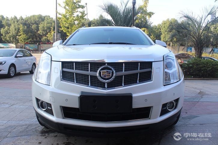 凯迪拉克srx 高配 白色 按揭0首付 当天提车全国提档 电话(微信同号)