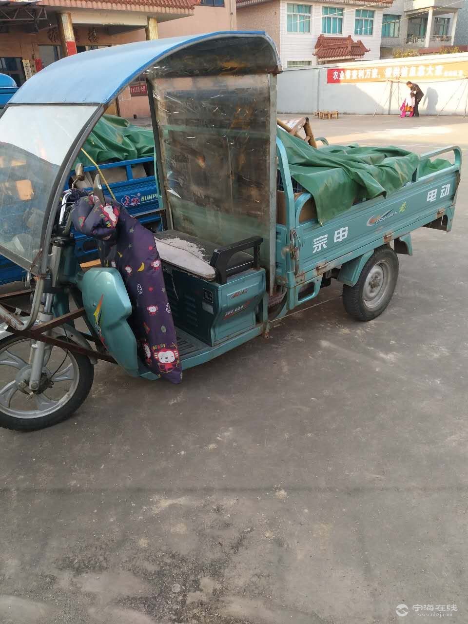大三轮车转让五个水电瓶能跑60公里