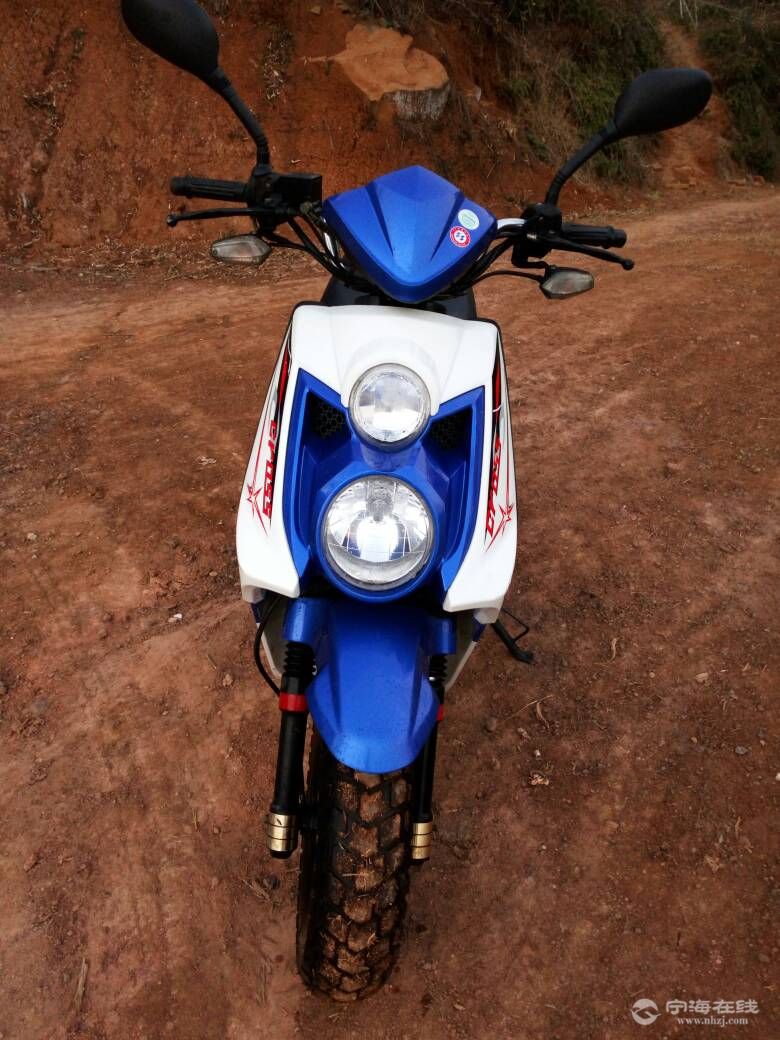 卖一辆路虎踏板助力车.