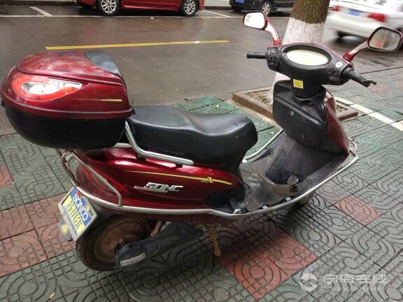 求购二手电瓶车一辆中大型的