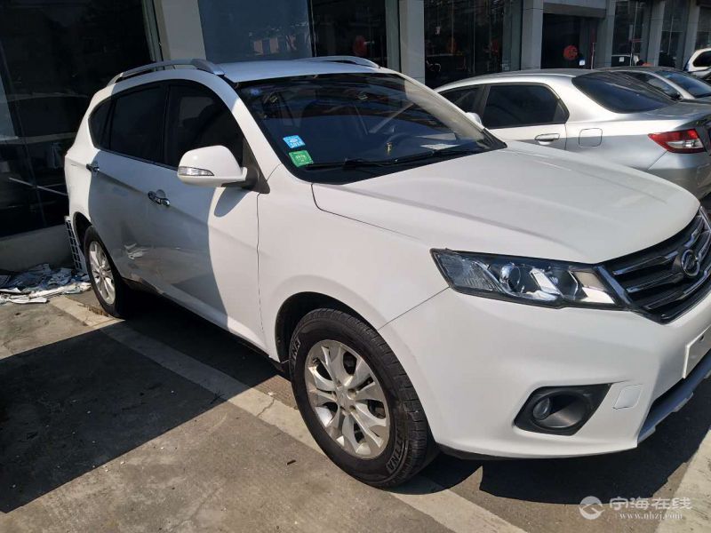 江铃陆风x5白色￥63万可零首付可签订无事故无泡水火烧合同