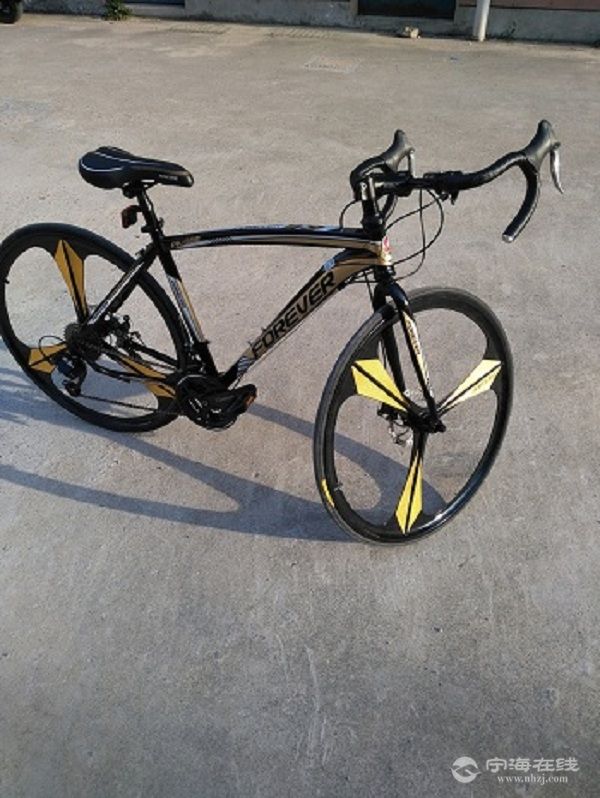 9成新永久牌27速公路自行车