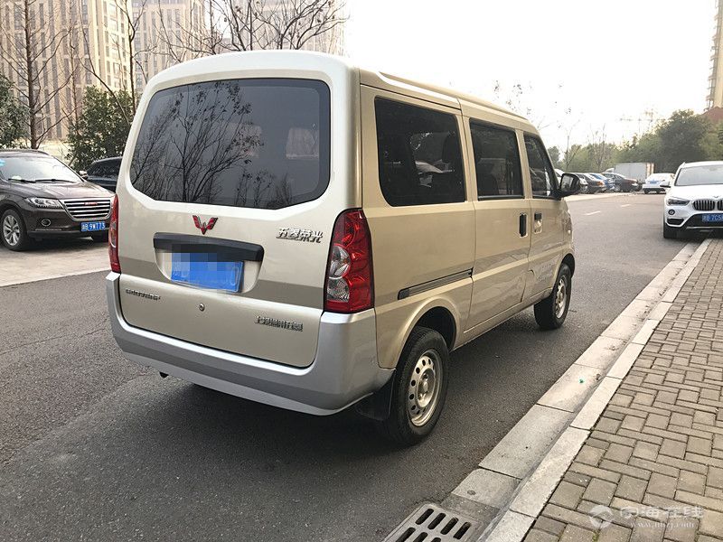 五菱榮光1.2 香檳色 2.3 萬 精品車況,好車不等人