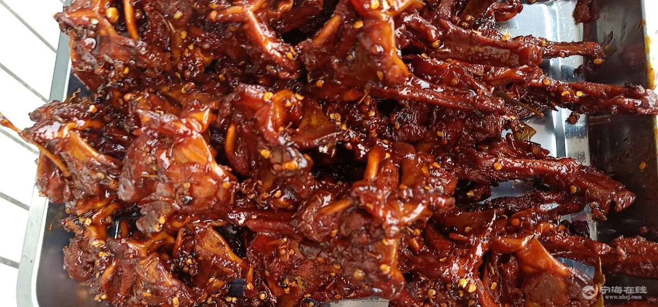 长期出售盒装和真空包装武汉黑鸭外长期寻找合作伙伴