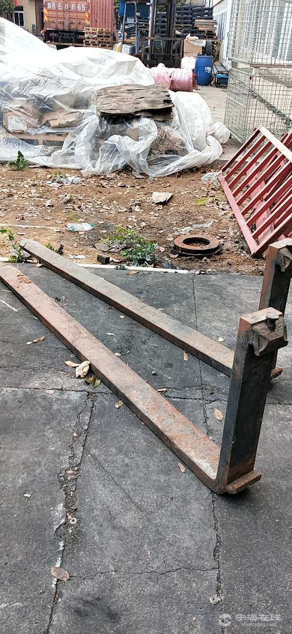 加长叉车脚两米