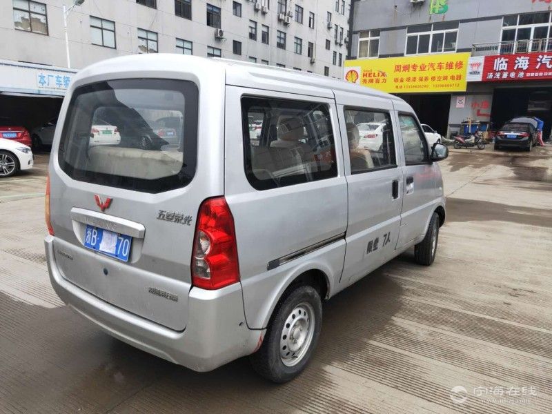 五菱榮光138萬精品車況可分期0首付可置換