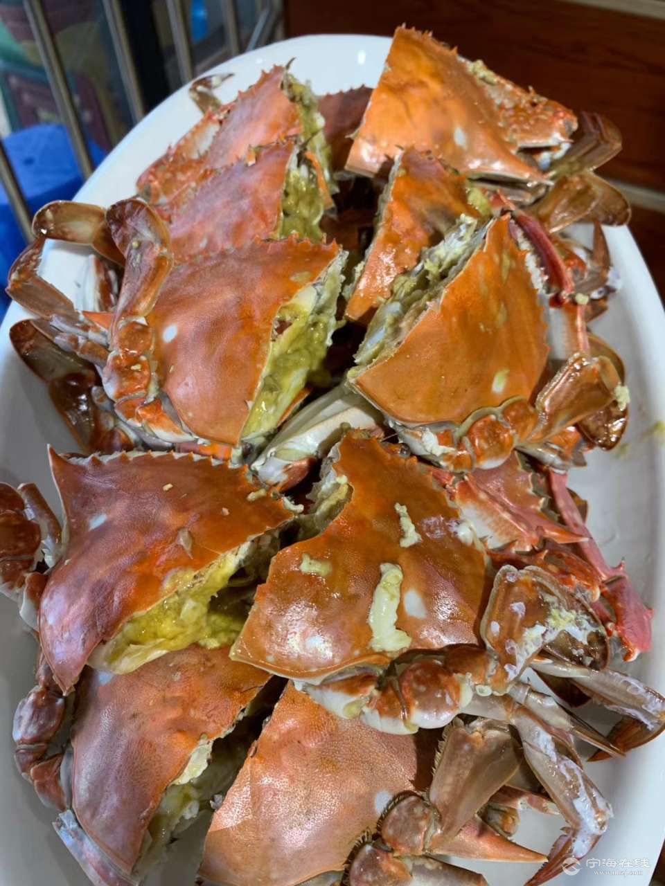 出售本地小海野生白蟹