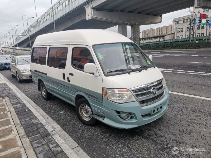 福田风景海狮2.5t柴油版高顶 报价:2.